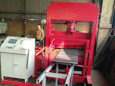 门芯板成型机使用现场